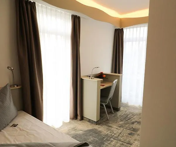 Petul An'ne 40 Bochum